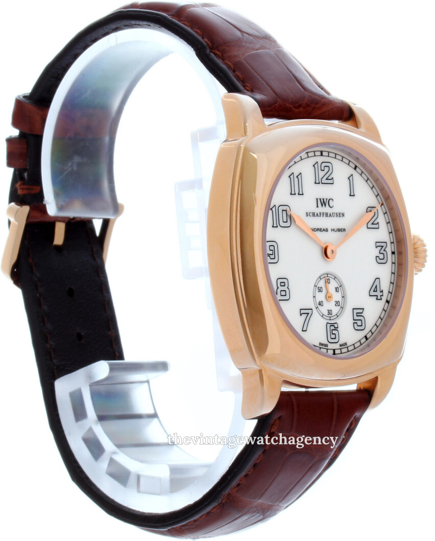 IW2555 IWC Andreas Huber Urania Gold Price 10.890
